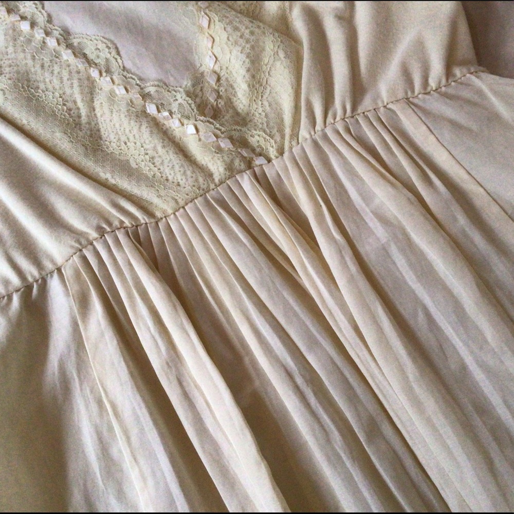 A Common Thread Cotton Blend Top, Lemon, Petite - Picture 6 of 10